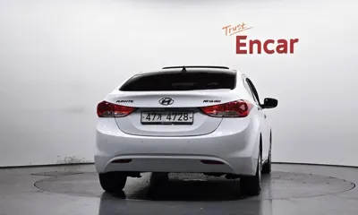 Hyundai Avante 2011, 144297 км, за 2635.76 USD
