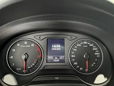 Audi A3 2020, 70500 км, за 10034.02 USD - фото 10