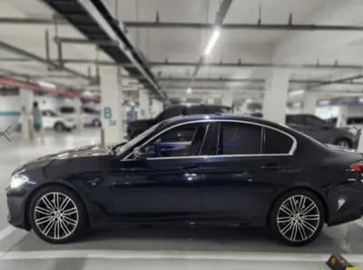 BMW 5-Series 2019, 194853 км, за 13863.38 USD