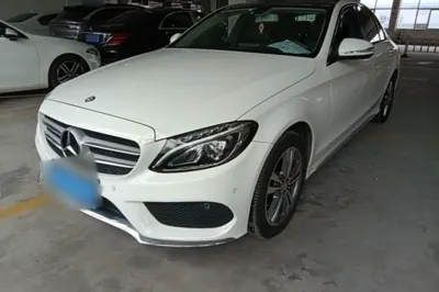 Mercedes-Benz C-Class · 2017 год