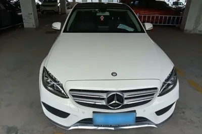 Mercedes-Benz C-Class 2017, 51000 км, за 15462 USD