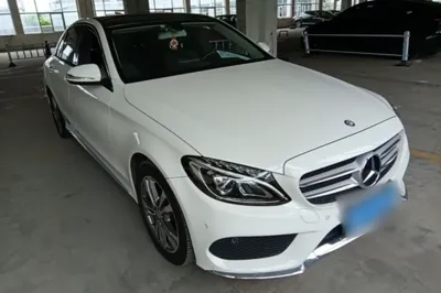Mercedes-Benz C-Class 2017, 51000 км, за 15462 USD
