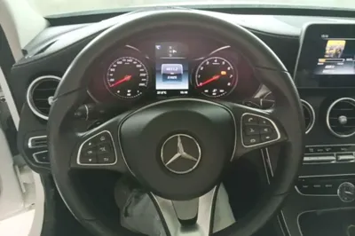 Mercedes-Benz C-Class 2017, 51000 км, за 15462 USD - фото 13