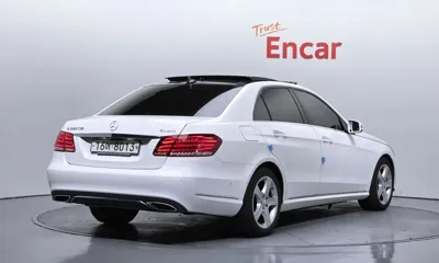 Mercedes-Benz E-Class 2014, 150584 км, за 6055.87 USD