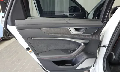 Audi RS6 2023, 44027 км, за 85563.55 USD - фото 25