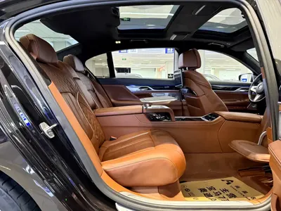 BMW 7 Series 2019, 100000 км, за 70451.84 USD - фото 10