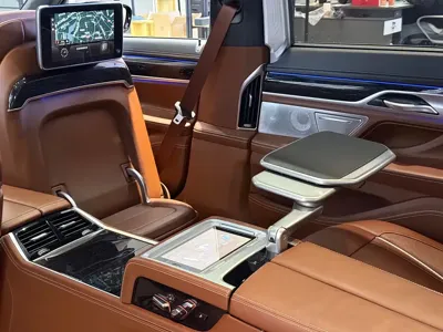 BMW 7 Series 2019, 100000 км, за 70451.84 USD - фото 11