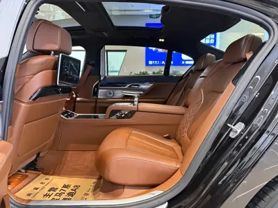 BMW 7 Series 2019, 100000 км, за 70451.84 USD - фото 12