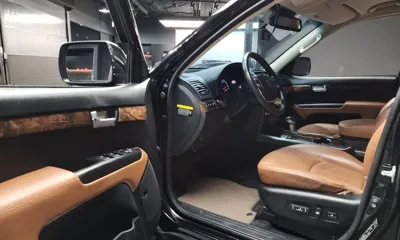 Kia Mohave 2018, 95132 км, за 9838.12 USD - фото 10