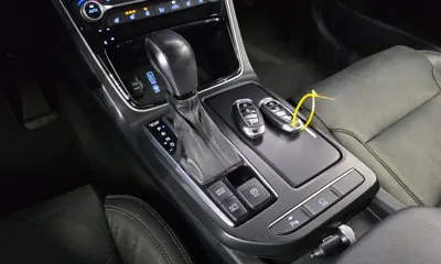 Hyundai Grandeur 2018, 176093 км, за 6104.77 USD - фото 9