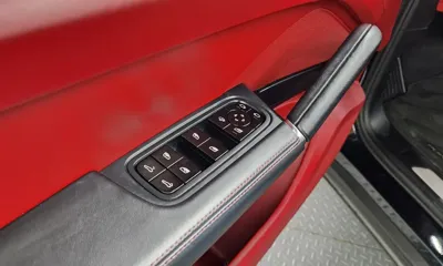 Porsche Cayenne 2020, 56513 км, за 40370.22 USD - фото 33