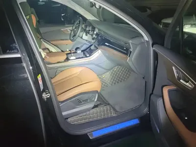 Audi Q7 2025, 4200 км, за 78544.68 USD - фото 8