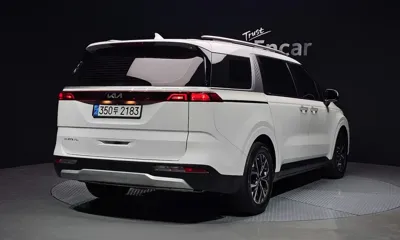 Kia Canival 2023, 92607 км, за 18526.94 USD - фото 2