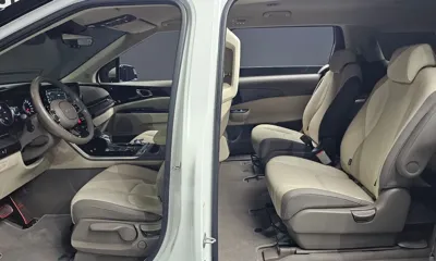 Kia Canival 2023, 92607 км, за 18526.94 USD - фото 16