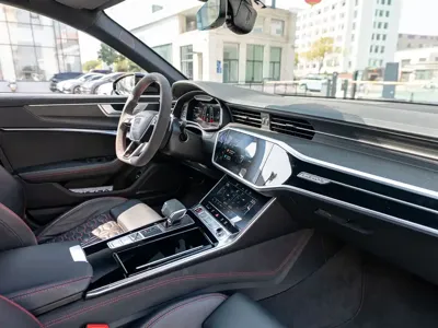 Audi RS 6 2022, 35000 км, за 138019.69 USD - фото 15