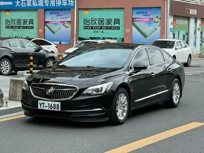 Buick LaCrosse 2017, 90000 км, за 6032.84 USD