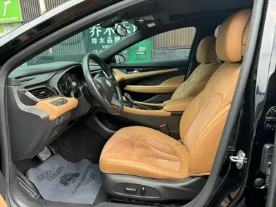 Buick LaCrosse 2017, 90000 км, за 6032.84 USD