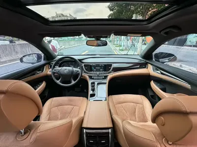 Buick LaCrosse 2017, 90000 км, за 6032.84 USD