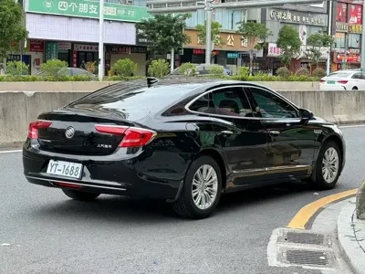 Buick LaCrosse 2017, 90000 км, за 6032.84 USD - фото 8