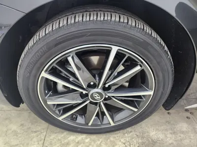 Hyundai Grandeur 2022, 98384 км, за 13016.86 USD