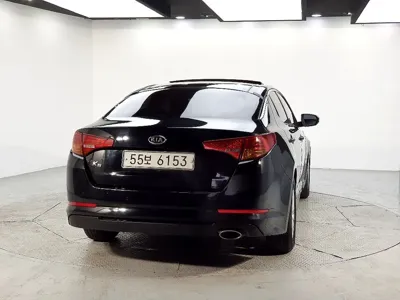 Kia K5 2011, 141522 км, за 2377.48 USD