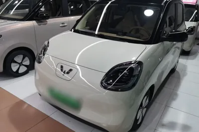 Wuling Hongguang MINIEV · 2025 год