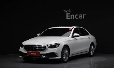 Mercedes-Benz E-Class · 2022 год