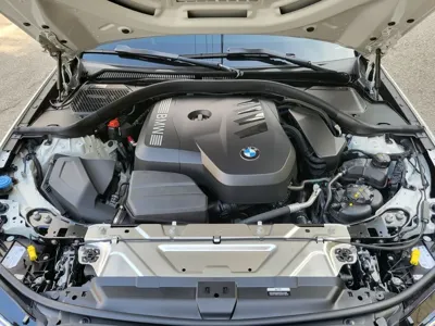 BMW 3-Series 2025, 1350 км, за 17125.87 USD - фото 6