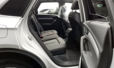 Audi Q5 2024, 19895 км, за 30327.05 USD - фото 12