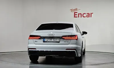 Audi A6 2025, 12488 км, за 34388.6 USD