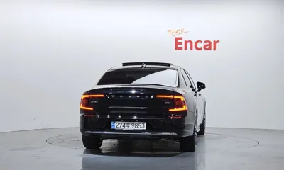Volvo S90 2024, 16154 км, за 29415.67 USD