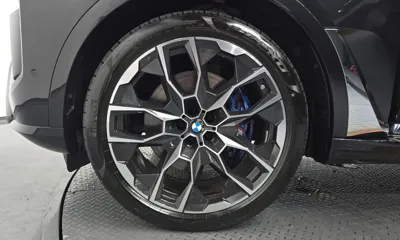 BMW X7 2025, 33894 км, за 82552.14 USD