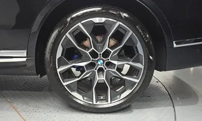 BMW X7 2025, 33894 км, за 82552.14 USD - фото 21