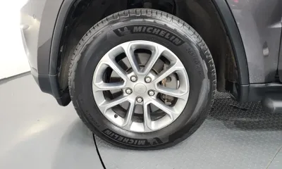 Jeep Cherokee 2015, 120247 км, за 6960.71 USD