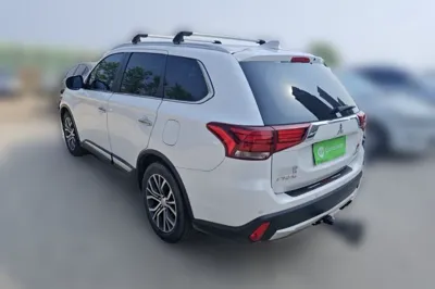 Mitsubishi Outlander 2018, 183100 км, за 11969 USD