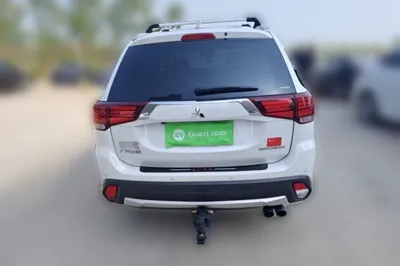 Mitsubishi Outlander 2018, 183100 км, за 11969 USD