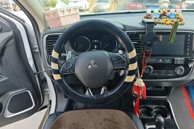 Mitsubishi Outlander 2018, 183100 км, за 11969 USD - фото 9