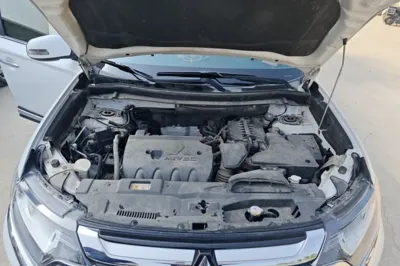 Mitsubishi Outlander 2018, 183100 км, за 11969 USD - фото 21