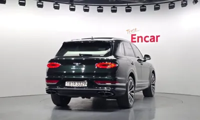 Bentley Bentayga 2023, 87947 км, за 124503.21 USD