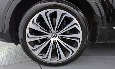 Bentley Bentayga 2023, 87947 км, за 124503.21 USD
