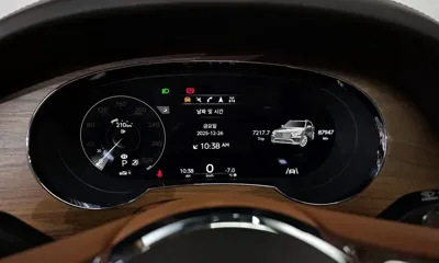 Bentley Bentayga 2023, 87947 км, за 124503.21 USD - фото 8