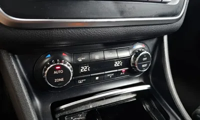 Mercedes-Benz CLA-Class 2018, 84246 км, за 10708.63 USD - фото 17