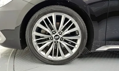 Hyundai Grandeur 2018, 162937 км, за 8013.66 USD
