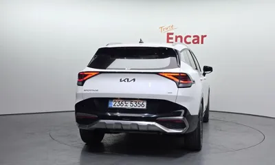 Kia Sportage 2023, 44417 км, за 18818.77 USD