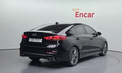 Hyundai Avante 2018, 82353 км, за 8125.85 USD - фото 2