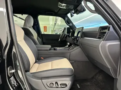 Lexus GX 2025, 18000 км, за 109931.56 USD - фото 10