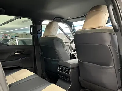 Lexus GX 2025, 18000 км, за 109931.56 USD - фото 14