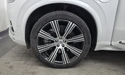 Volvo XC90 2023, 147443 км, за 34291.37 USD