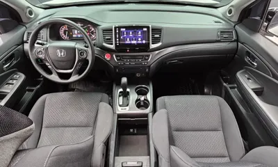 Honda Ridgeline 2018, 83204 км, за 20940 USD - фото 7