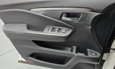 Honda Ridgeline 2018, 83204 км, за 20940 USD - фото 24